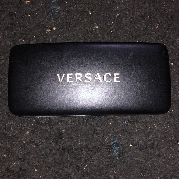 Used Versace sunglasses - Picture 7 of 7